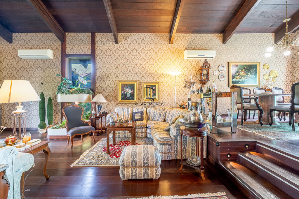 Casa de Condomínio 3 dormitórios no bairro Cavalhada