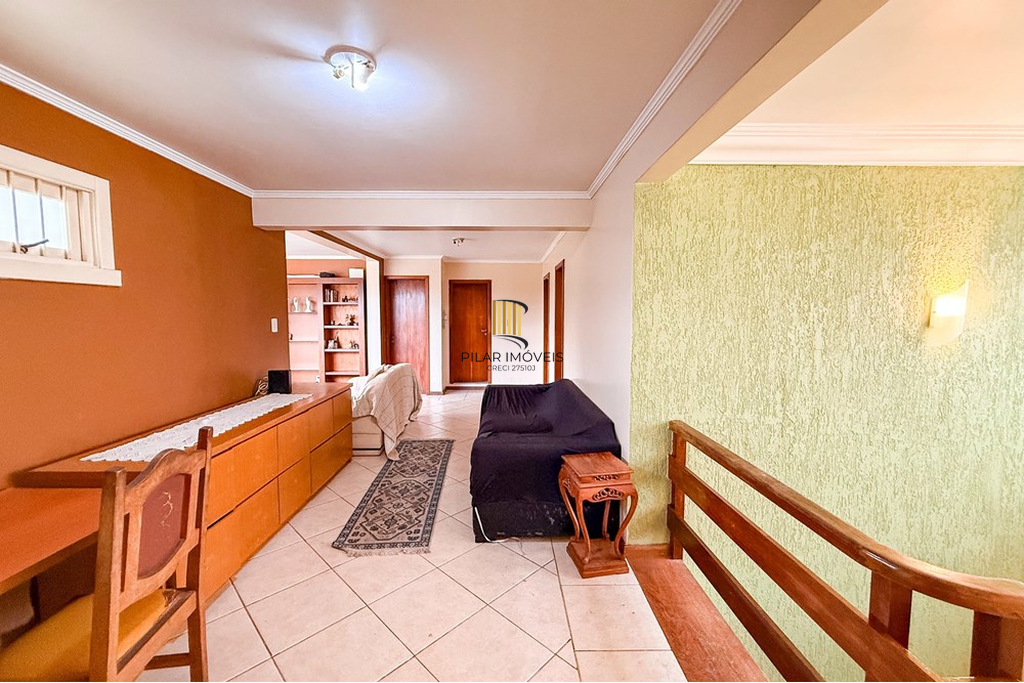 Casa 6 dormitórios no bairro Nossa Senhora das Graças