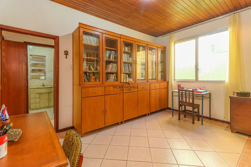 Casa 3 dormitórios no bairro Passo D'Areia