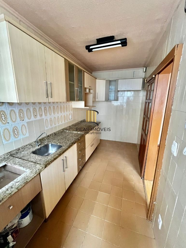 Apartamento 2 dormitórios no bairro Vila Ipiranga