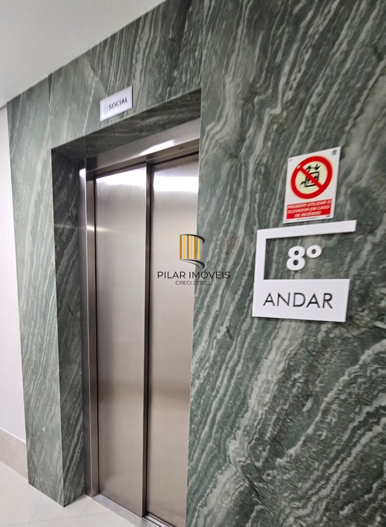 Apartamento no bairro Navegantes