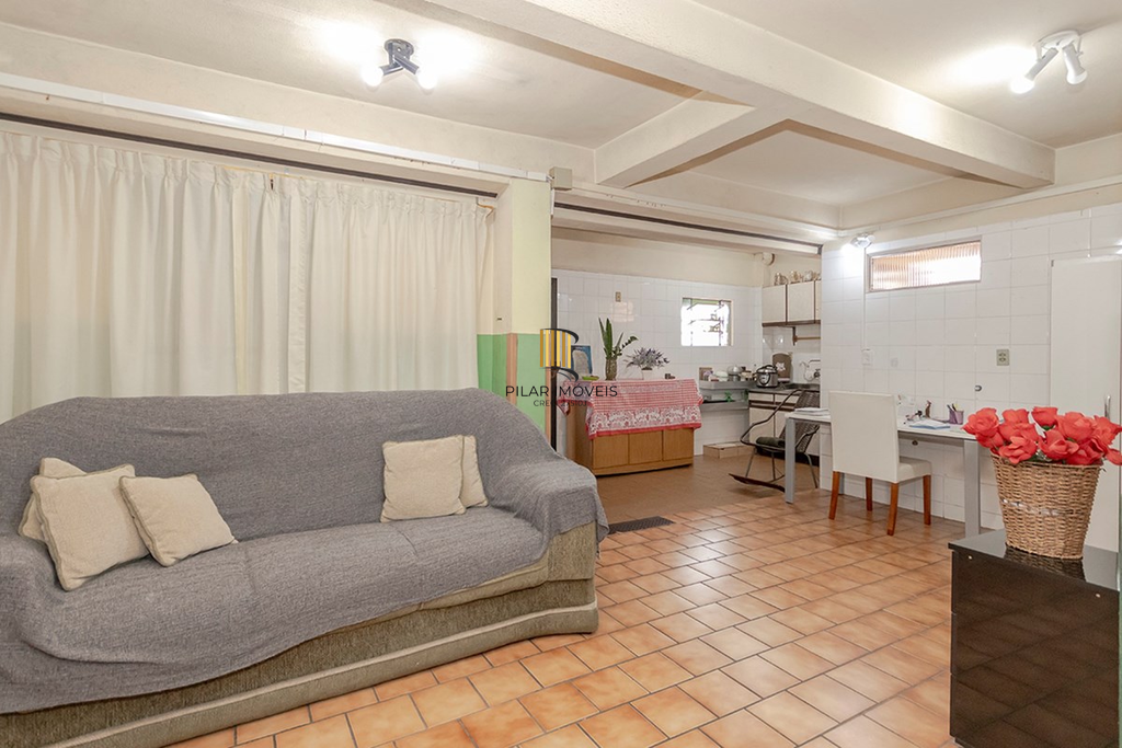 Casa 6 dormitórios no bairro São Sebastião