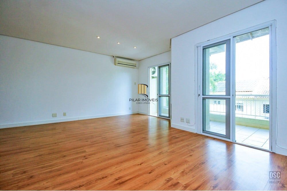 Casa de Condomínio 3 dormitórios no bairro Vila Conceição