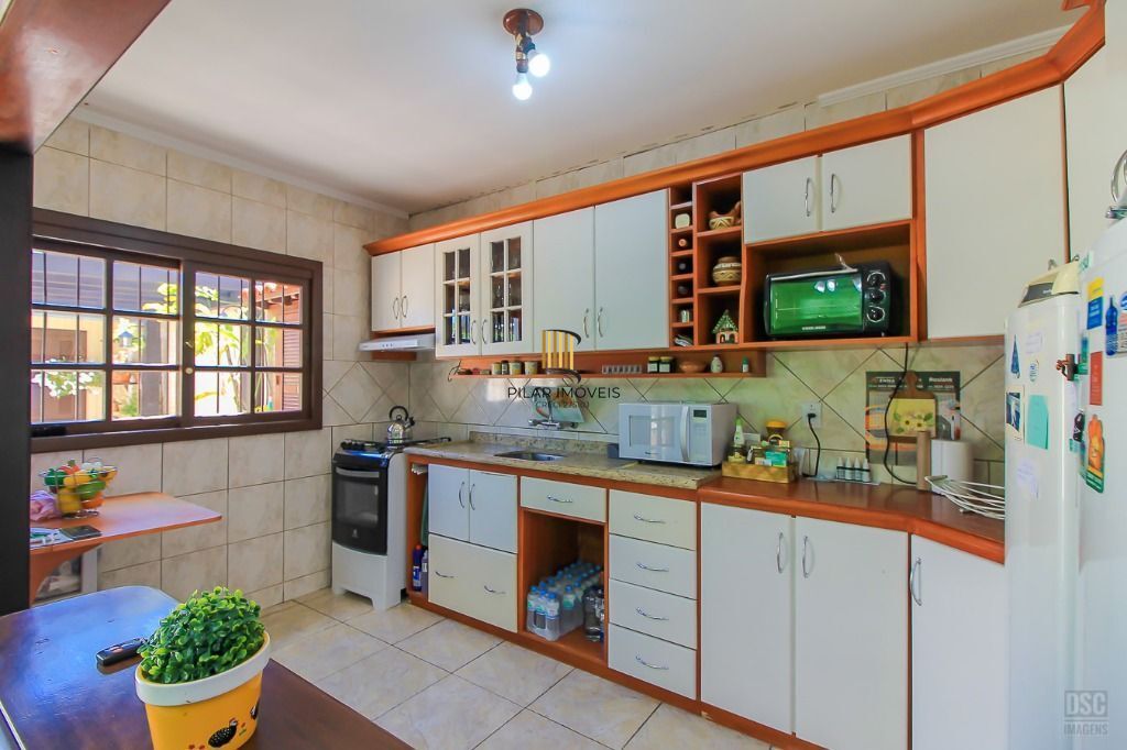 Casa 3 dormitórios no bairro Cavalhada