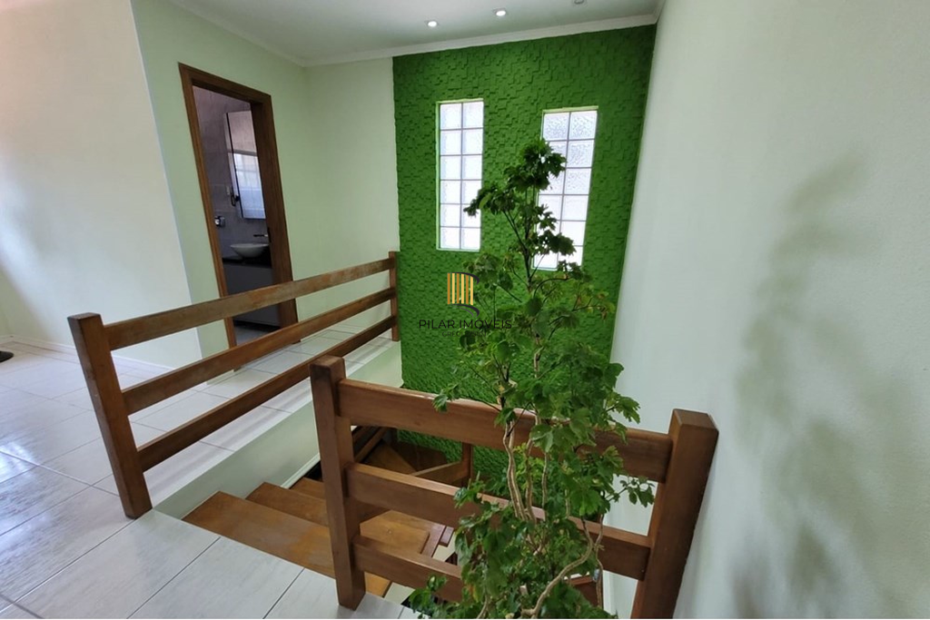 Casa 3 dormitórios no bairro Santa Isabel