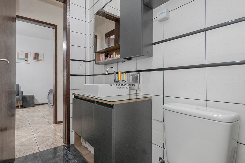 Casa 4 dormitórios no bairro Vila Nova