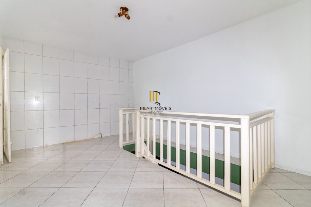 Casa 5 dormitórios no bairro Petrópolis