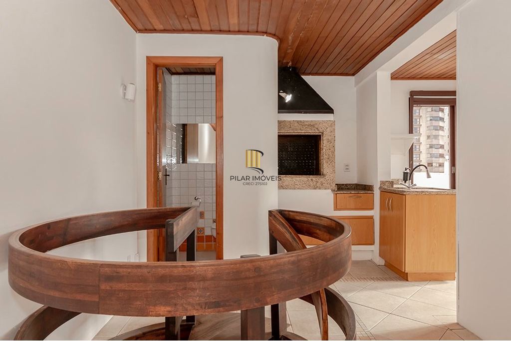 Cobertura 3 dormitórios no bairro Mont Serrat