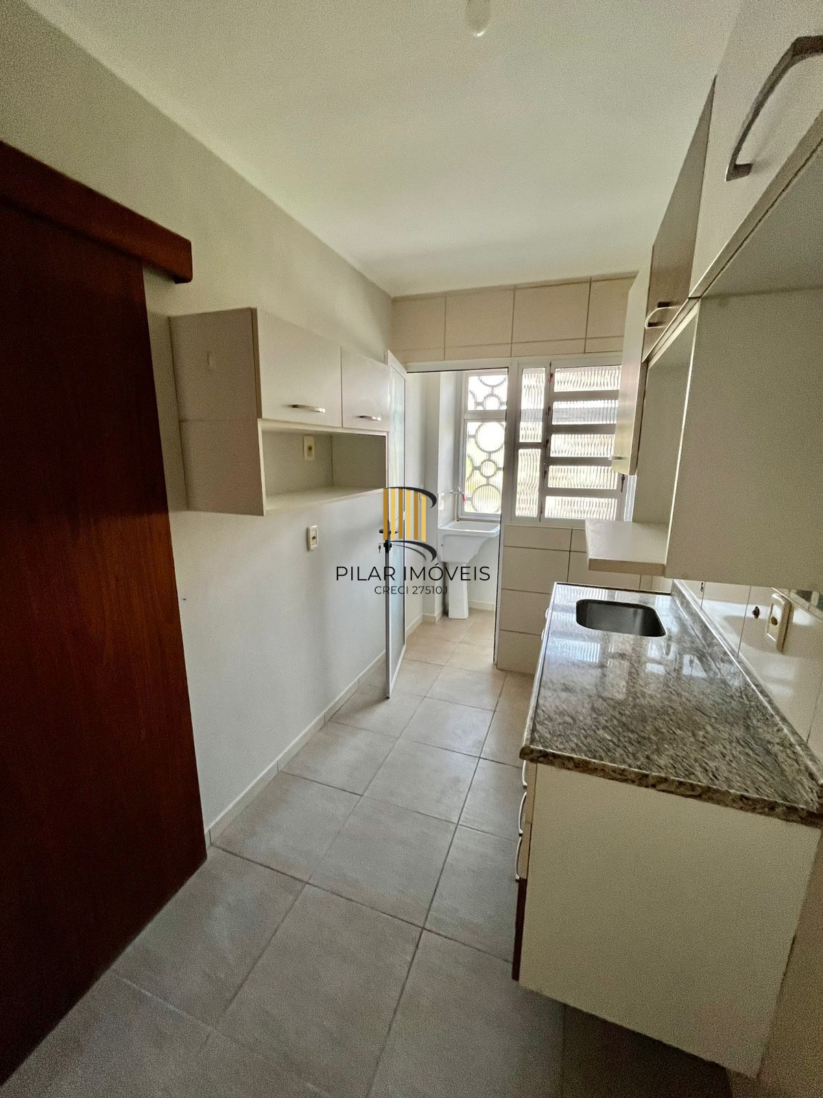 Apto de 03 dorm, 02 banheiros e dep empregada no coração do Bairro Higienópolis