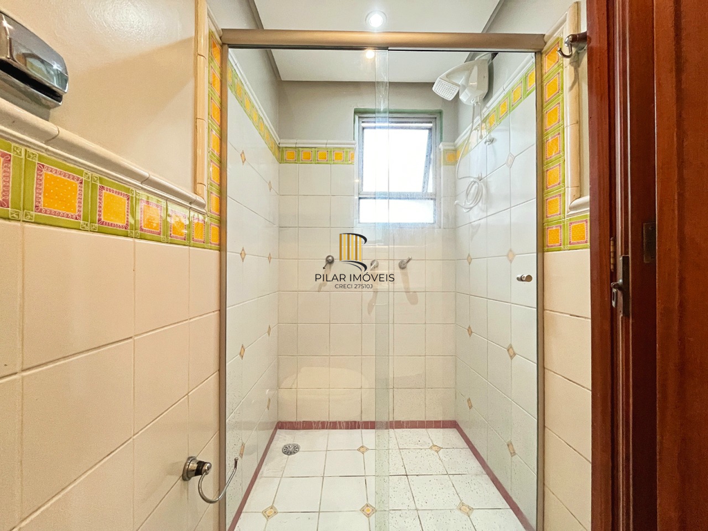 Apartamento 2 dormitórios no bairro Bom Fim