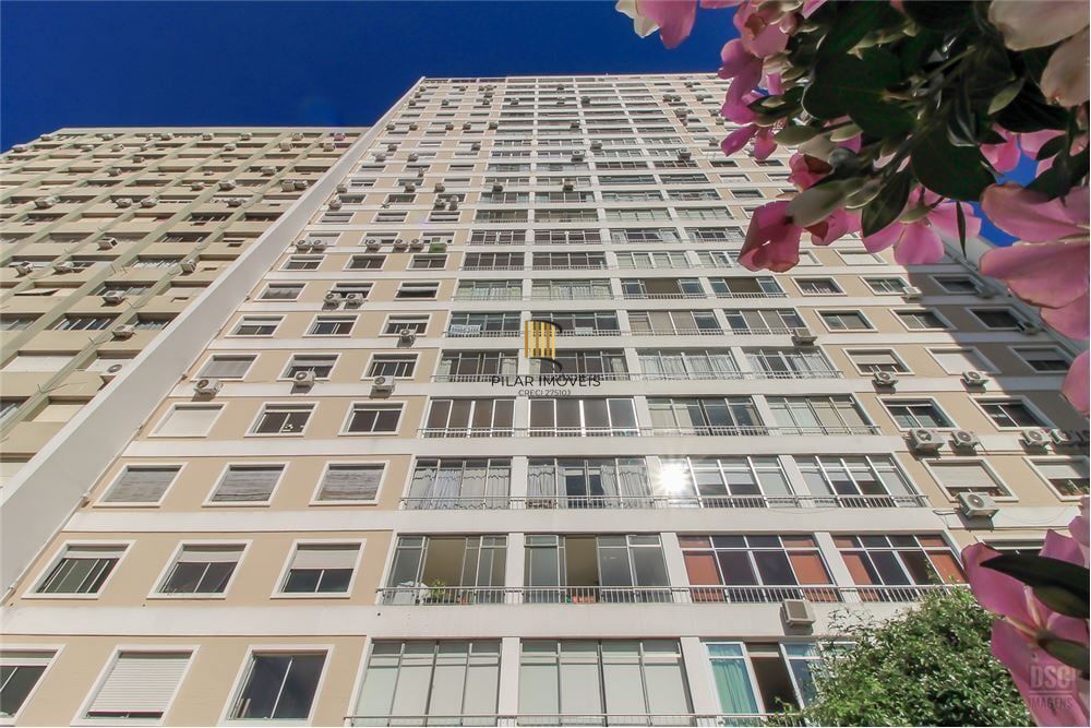 Apartamento 4 dormitórios no bairro Centro Histórico