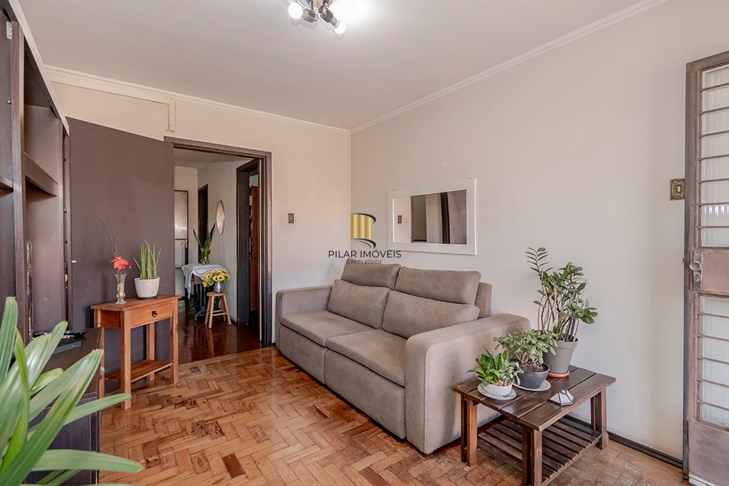 Casa 6 dormitórios no bairro São Sebastião