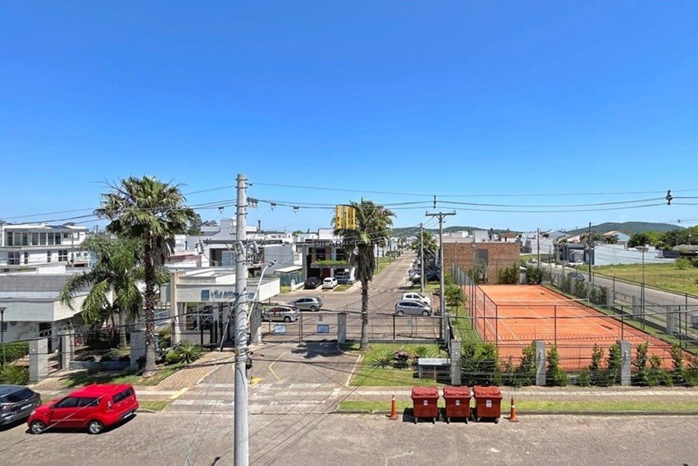 Casa 2 dormitórios no bairro Hípica