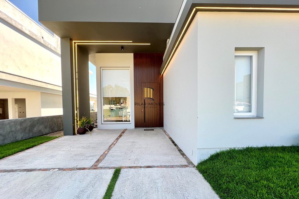 Casa de Condomínio 3 dormitórios no bairro Sanga Funda