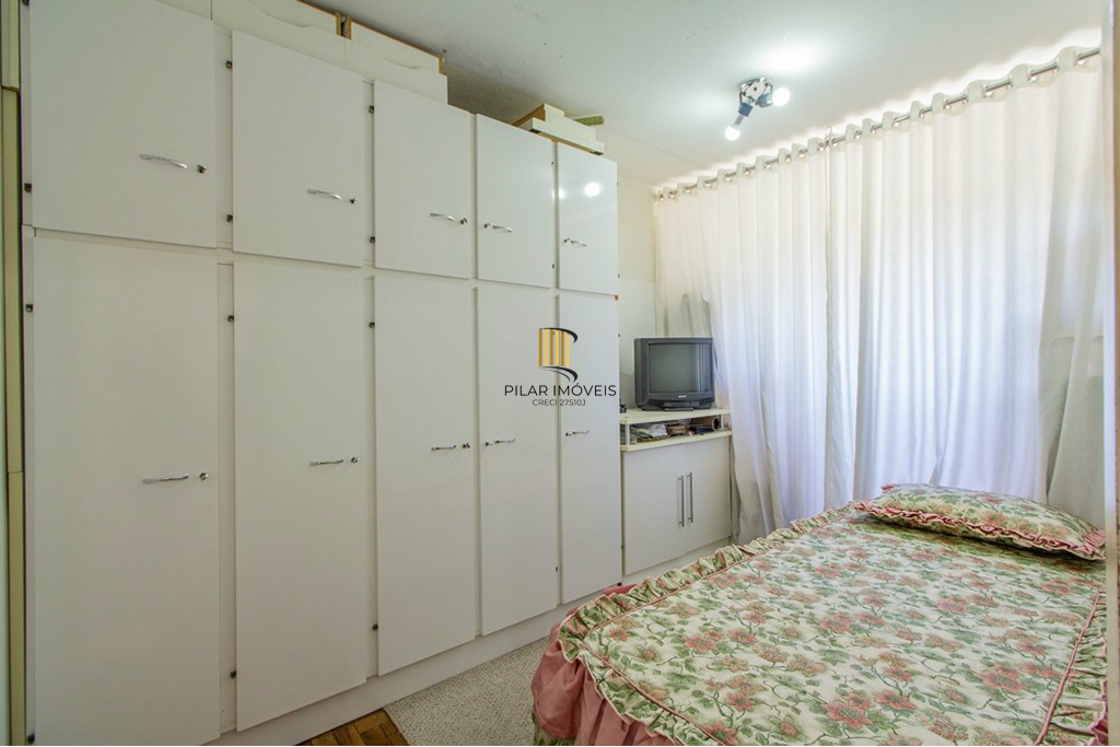Apartamento 2 dormitórios no bairro Vila Ipiranga
