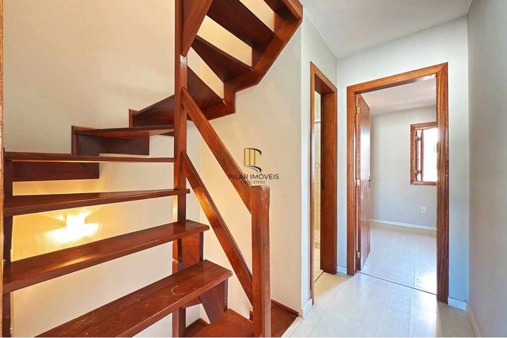 Casa de Condomínio 3 dormitórios no bairro Espírito Santo