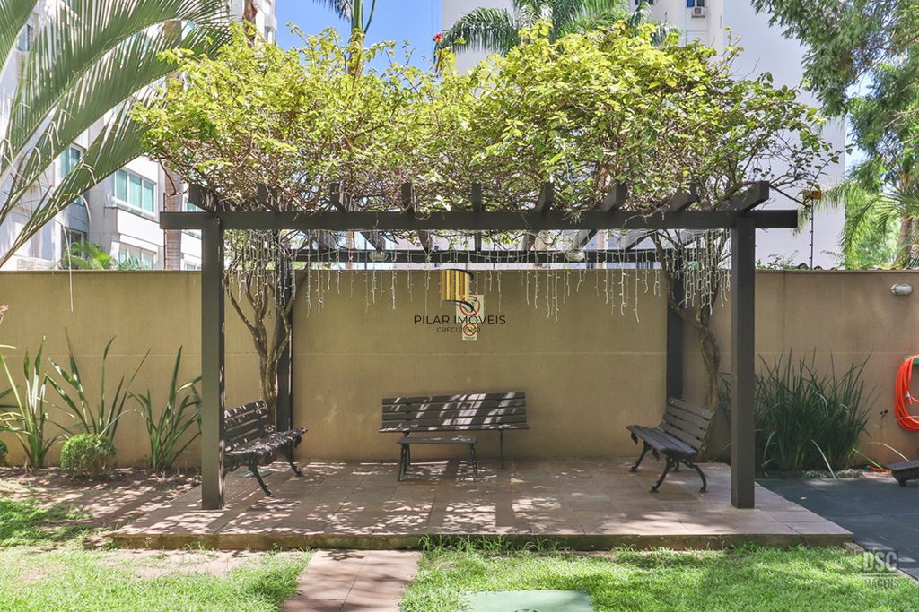 Apartamento 2 dormitórios no bairro Passo da Areia