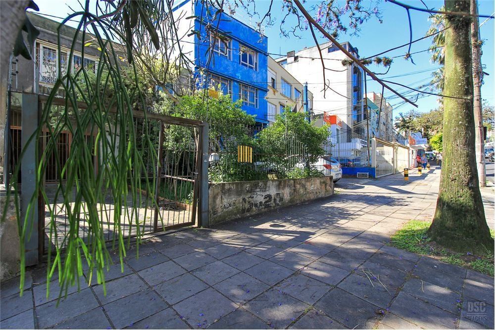 Casa 3 dormitórios no bairro Petrópolis