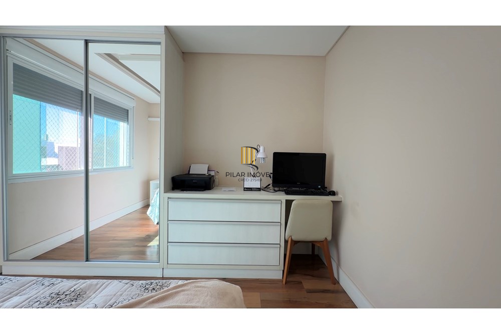 Casa de Condomínio 4 dormitórios no bairro Morada do Sol