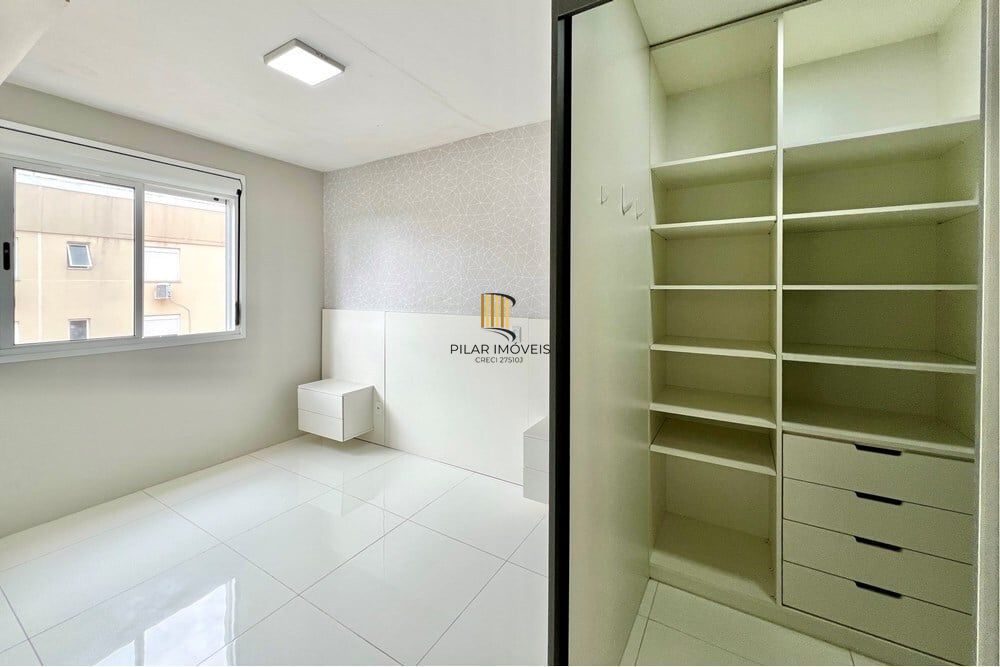 Apartamento 2 dormitórios no bairro Olaria