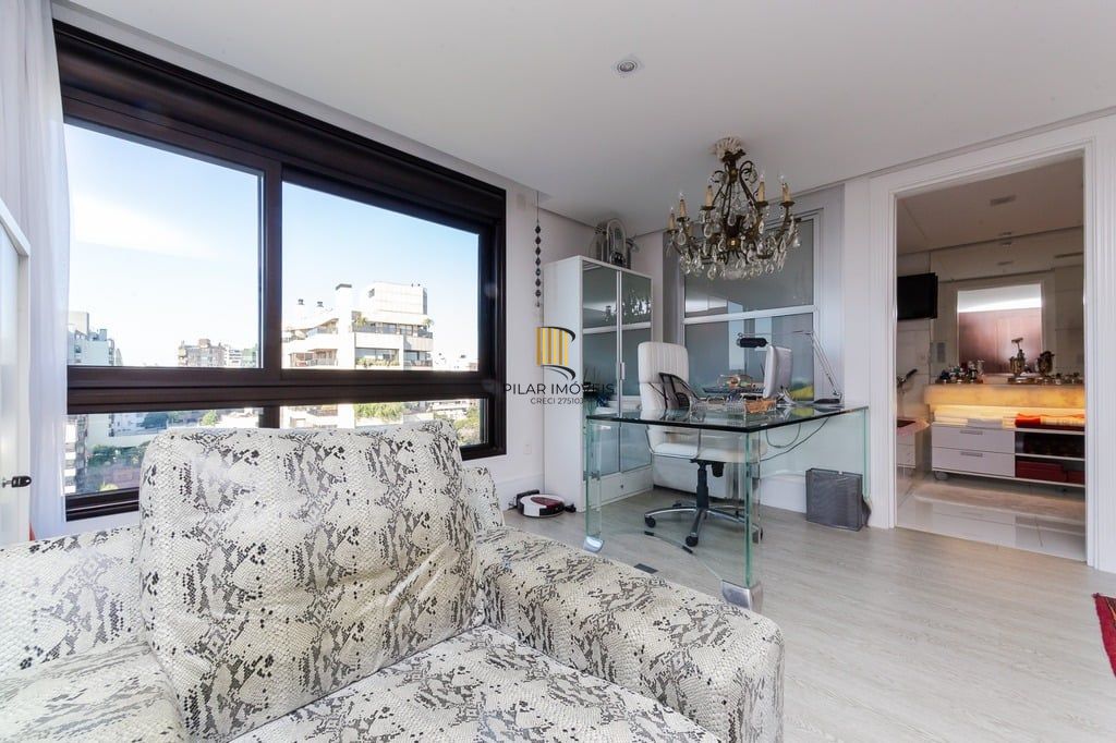 Apartamento 4 dormitórios no bairro Bela Vista