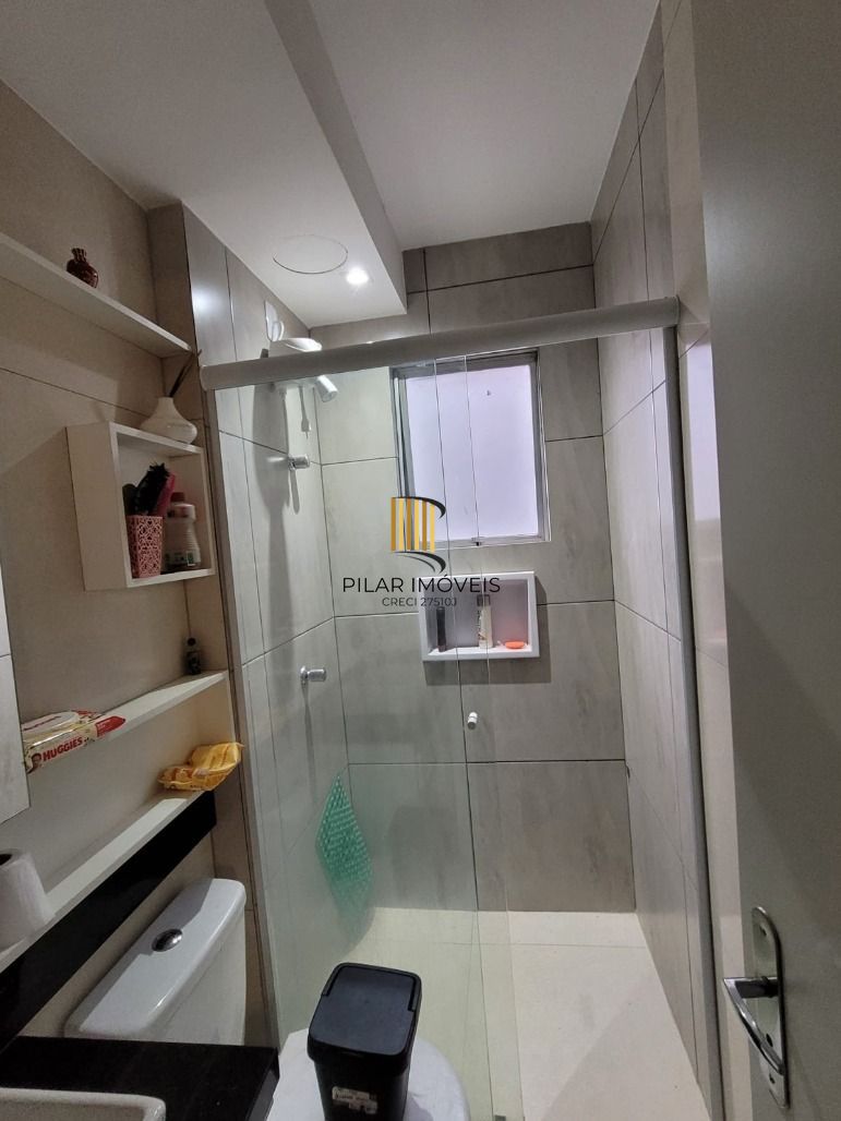 Apartamento 2 dormitórios no bairro Rubem Berta