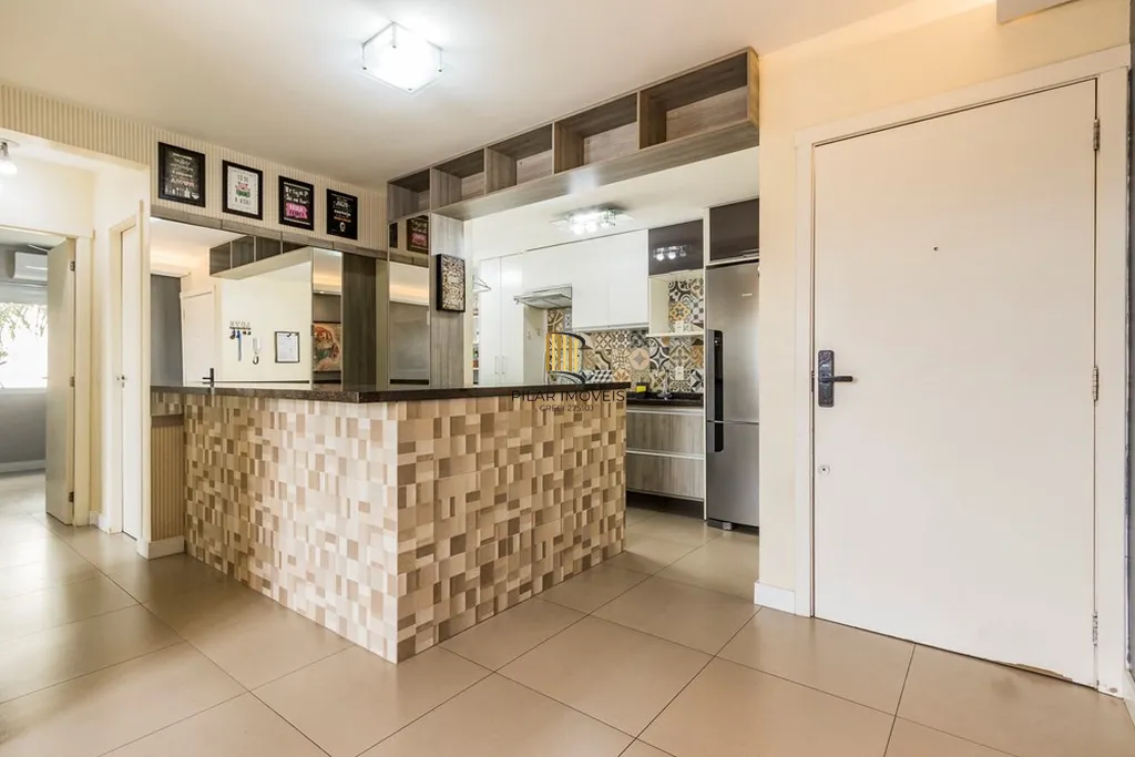 Apartamento 2 dormitórios no bairro Vila Ipiranga
