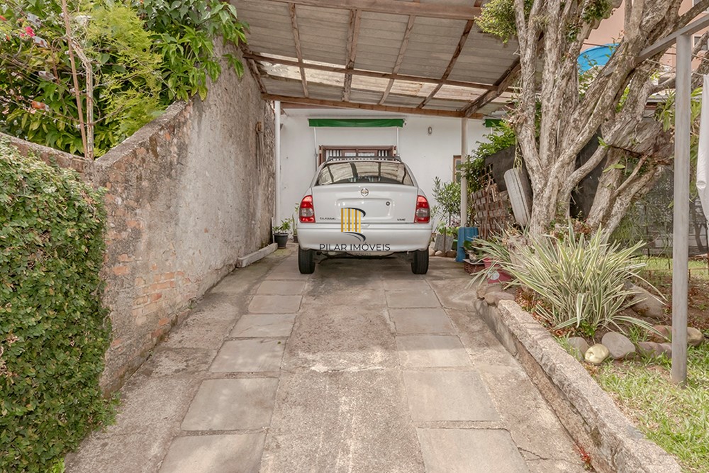Casa 2 dormitórios no bairro Teresópolis
