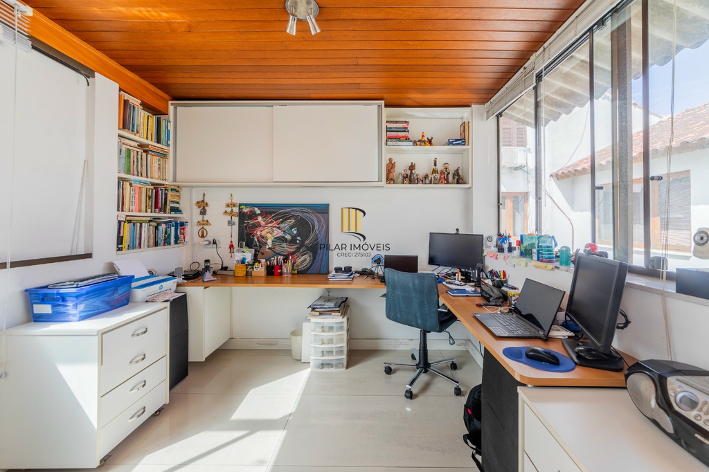 Cobertura 2 dormitórios no bairro Petrópolis