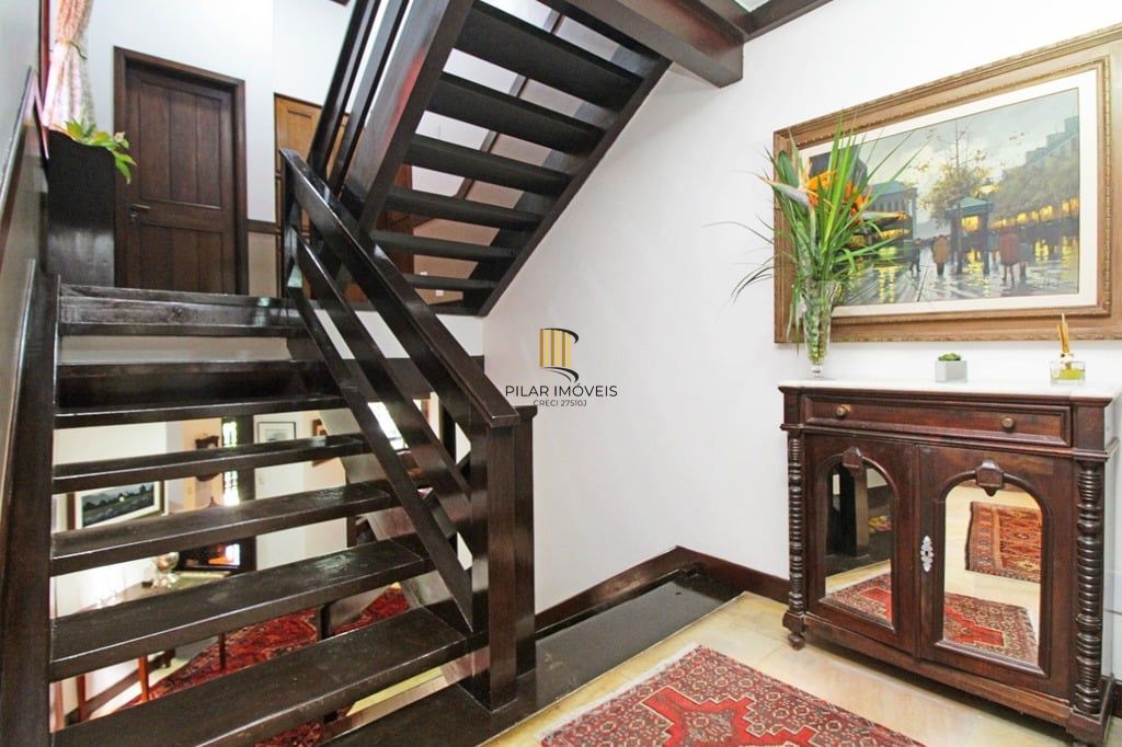 Casa de Condomínio 4 dormitórios no bairro Santa Tereza