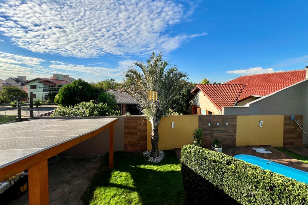 Casa 4 dormitórios no bairro Moinhos de Vento