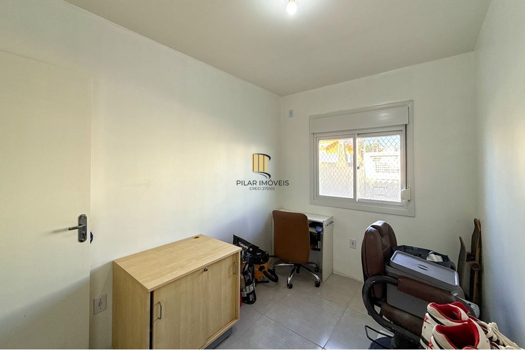 Casa 2 dormitórios no bairro Olaria