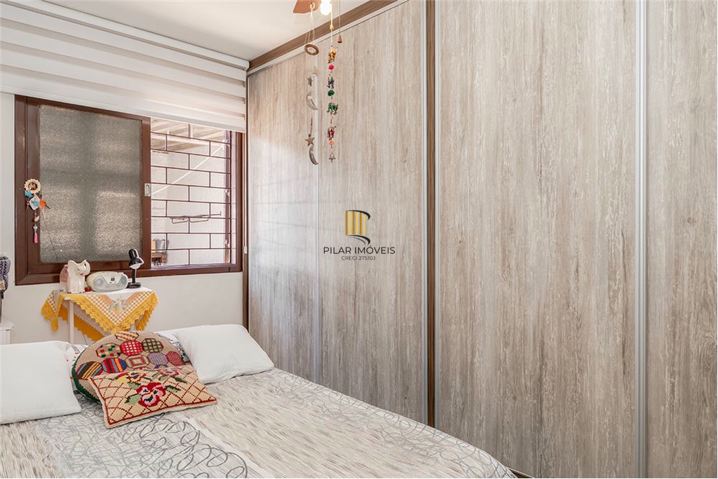 Casa 4 dormitórios no bairro Moinhos de Vento