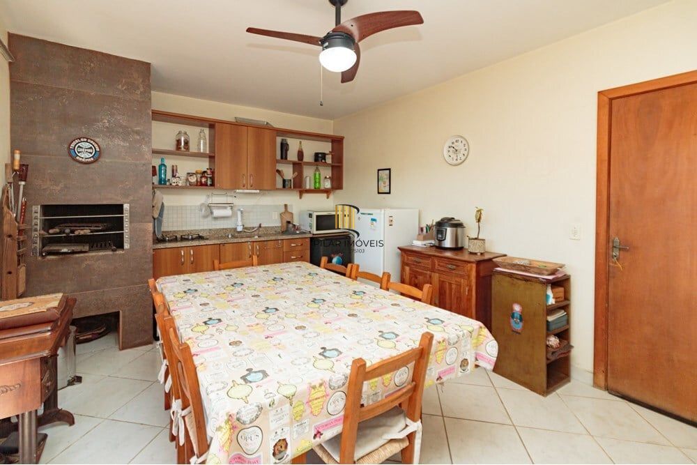 Casa 3 dormitórios no bairro Chácara das Pedras