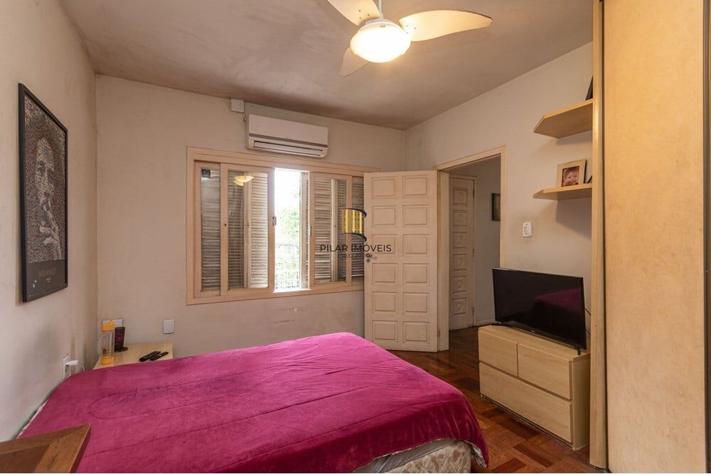 Casa 3 dormitórios no bairro Chácara das Pedras