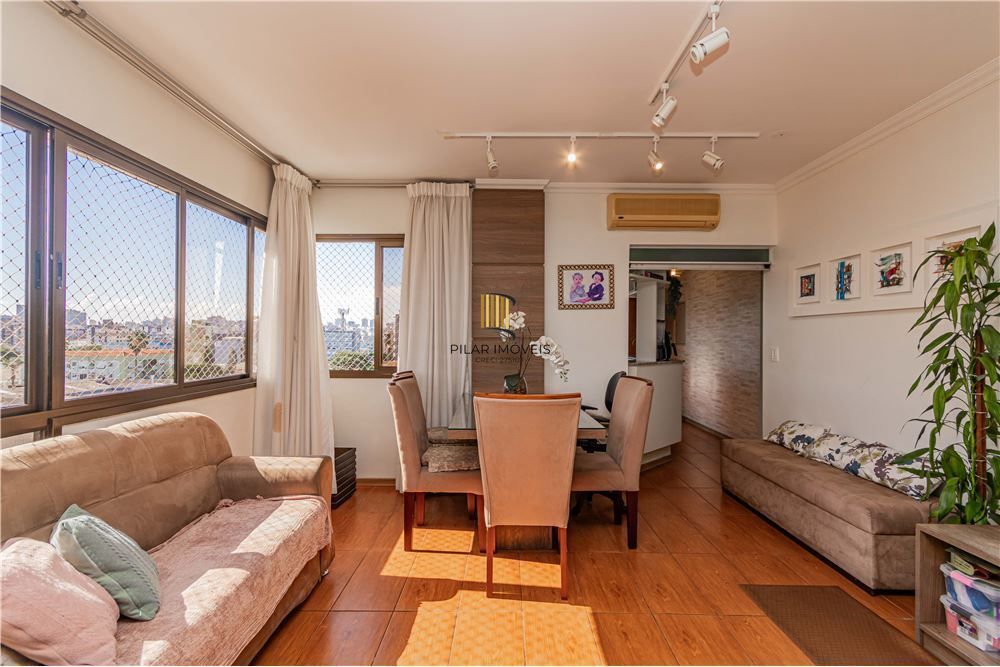 Apartamento 2 dormitórios no bairro Menino Deus