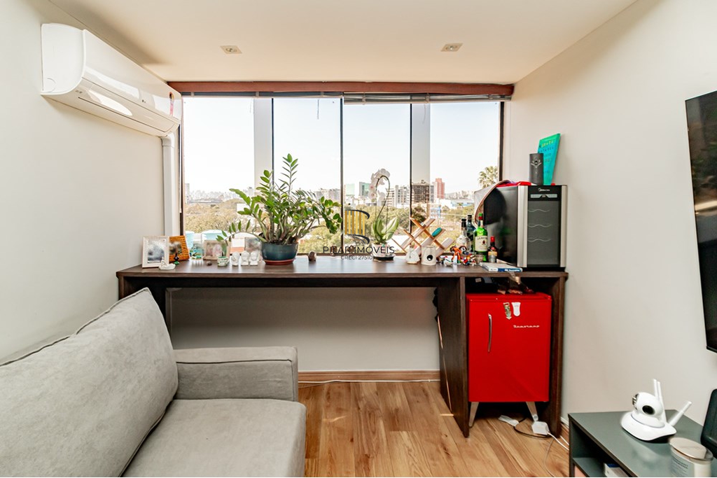 Apartamento 2 dormitórios no bairro Menino Deus