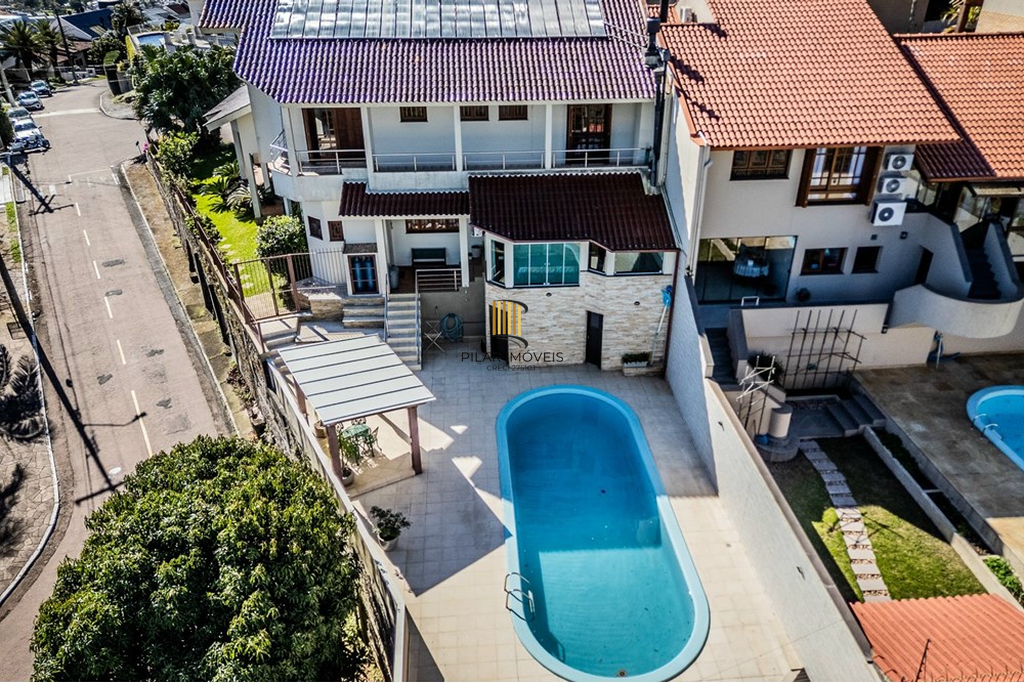 Casa de Condomínio 3 dormitórios no bairro Nonoai