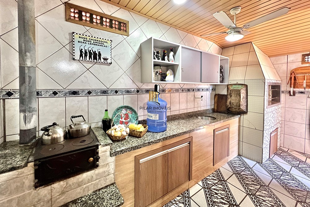 Casa 4 dormitórios no bairro Estância Velha