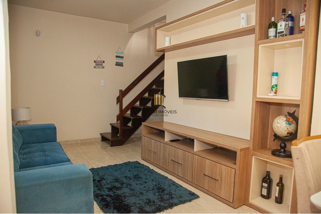 Casa 2 dormitórios no bairro Fiuza