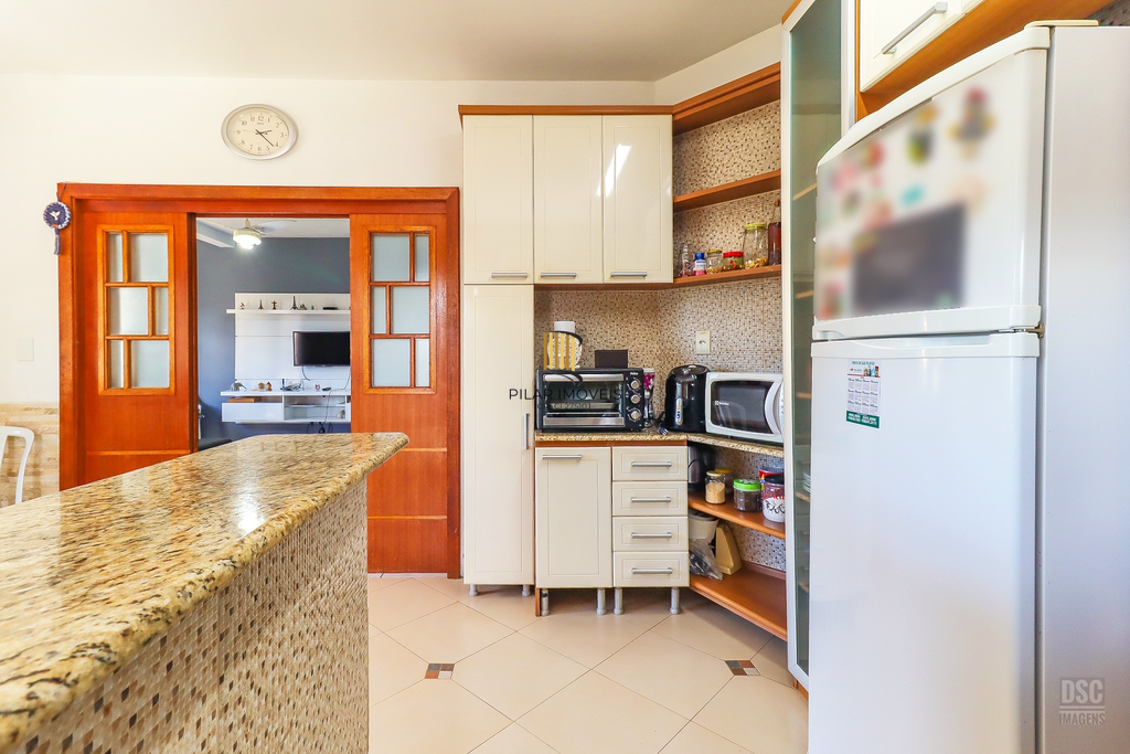 Casa 3 dormitórios no bairro Nonoai