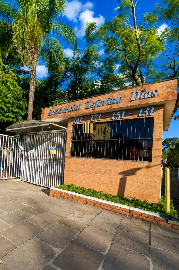Apartamento 2 dormitórios no bairro Sarandi