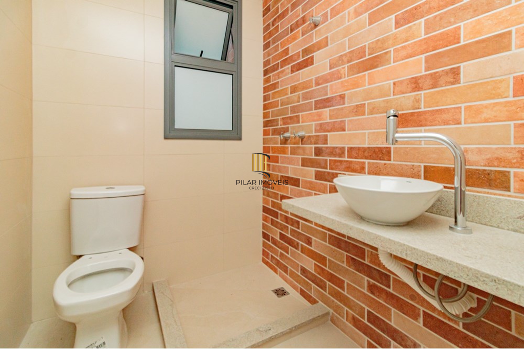 Apartamento 2 dormitórios no bairro Bom Fim