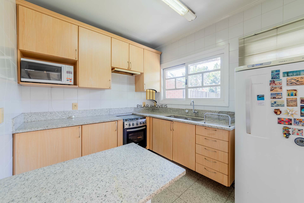 Casa de Condomínio 3 dormitórios no bairro Três Figueiras