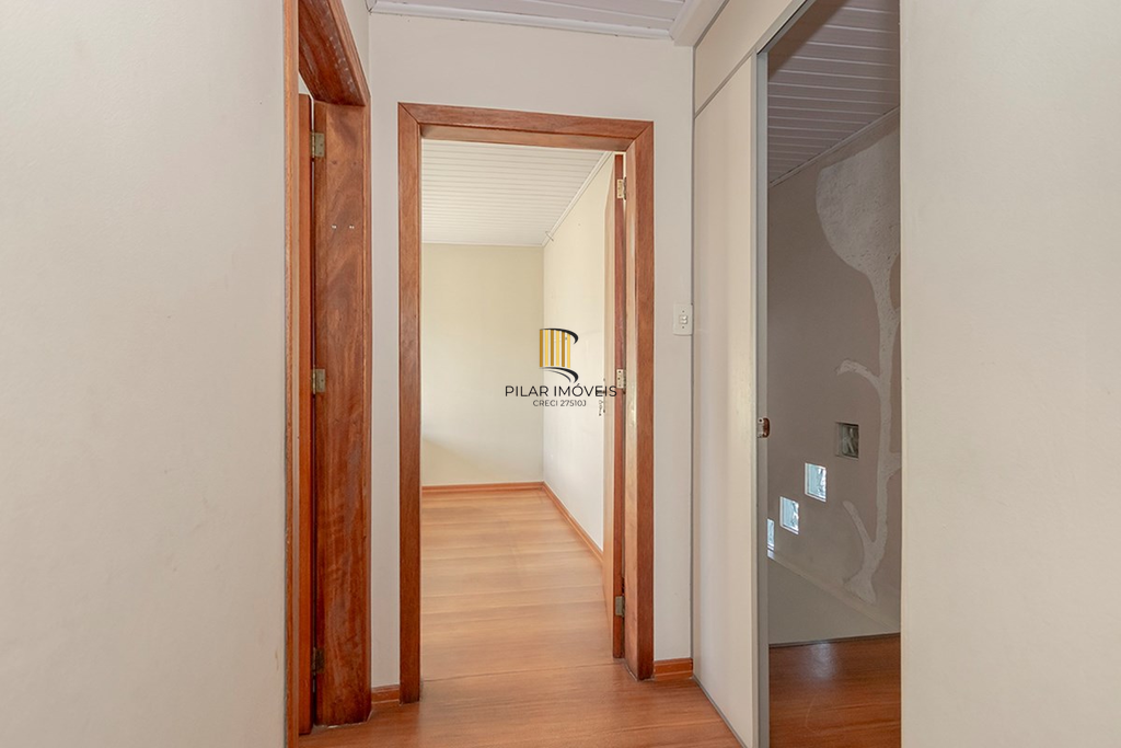 Casa 4 dormitórios no bairro Vila Nova