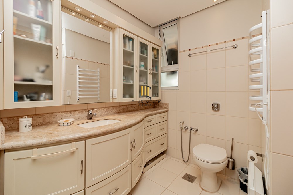 Cobertura 4 dormitórios no bairro Bela Vista