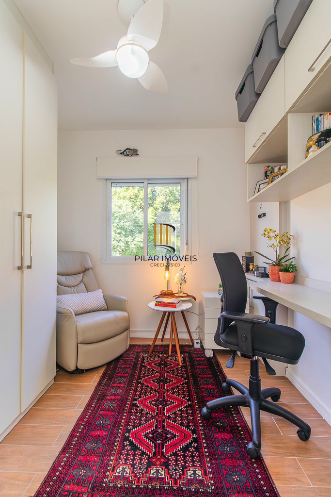 Apartamento 2 dormitórios no bairro Azenha