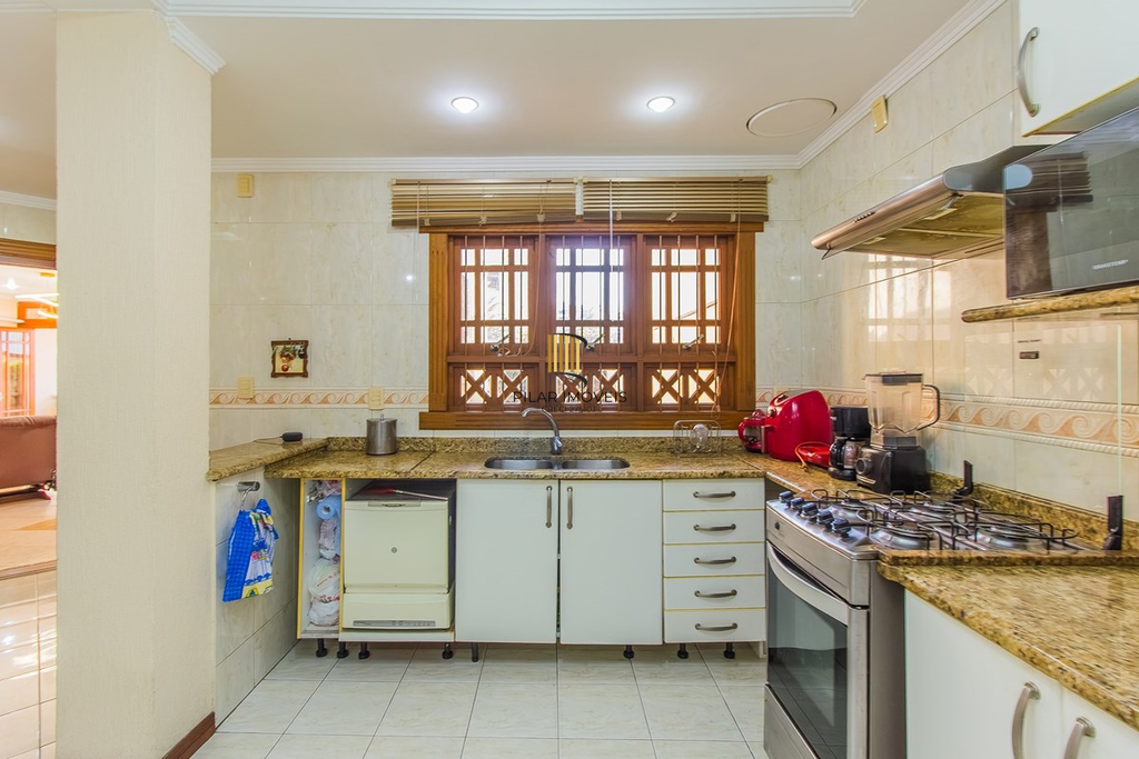 Casa 4 dormitórios no bairro Estância Velha