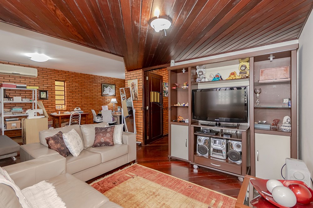 Casa 3 dormitórios no bairro Jardim Itu Sabará