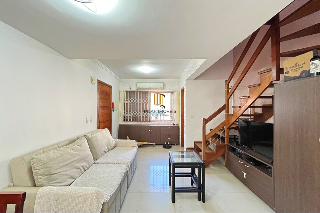 Casa de Condomínio 3 dormitórios no bairro Tristeza